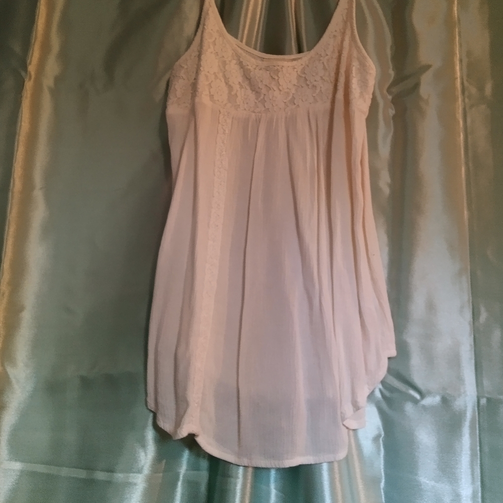 Tan top - Picture 2 of 4